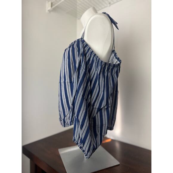 Torrid Navy Blue Striped Challis Crop, Off the Shoulder, Size 1X NWT - Picture 2 of 7